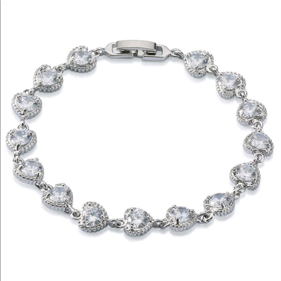 HEARTS BRACELET - Picture 2 of 7